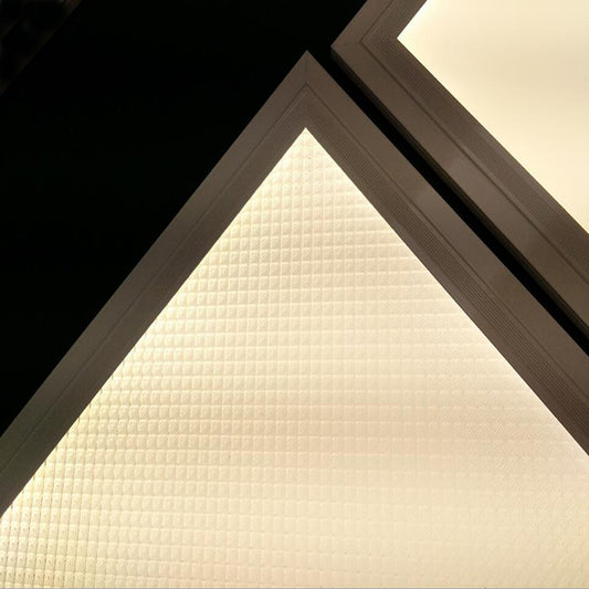 1200X600 Low Glare UGR 19 Prismatic Diffuser LED Panel Light